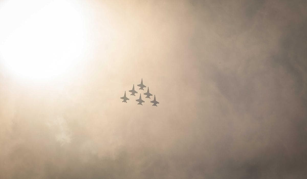 Migration roadmap panel from one model stack to another